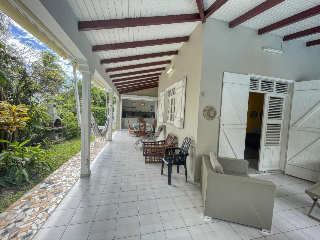 9.Location villa piscine Saint François Guadeloupe_Terrasse
